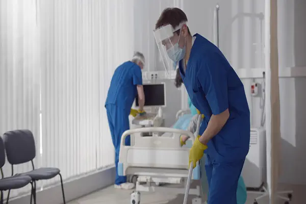 Higienização e desinfecção hospitalar